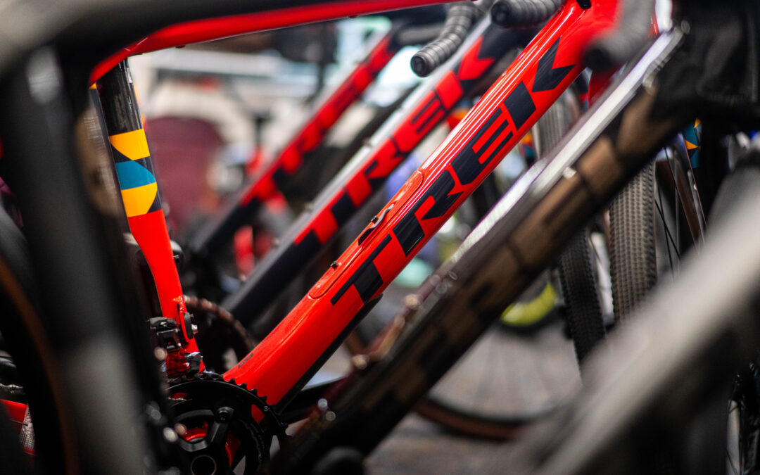 Carbon vs. Aluminum Frames: Which One Fits Your Ride?